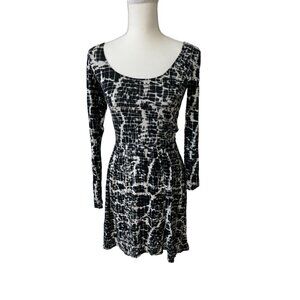 SILENCE & NOISE Black Cream Print Long Sleeve Dress Size S